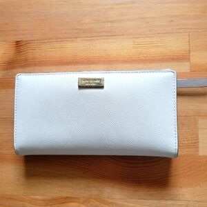 $25 Kate Spade Bifold Wallet